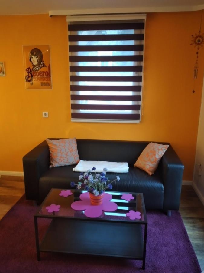 Ferienwohnung "Kunterbunt" Mit Burgblick Und Dachterrasse Monschau Exterior foto