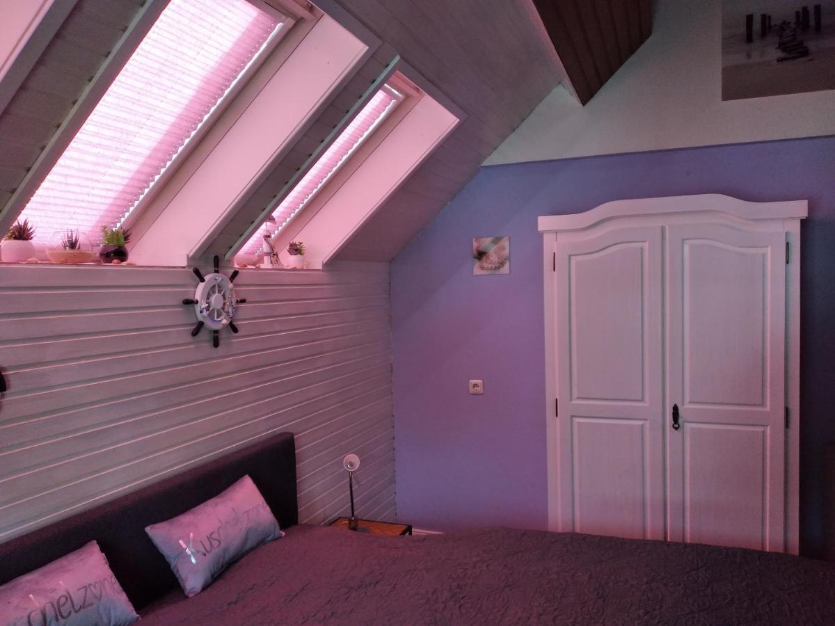 Ferienwohnung "Kunterbunt" Mit Burgblick Und Dachterrasse Monschau Exterior foto